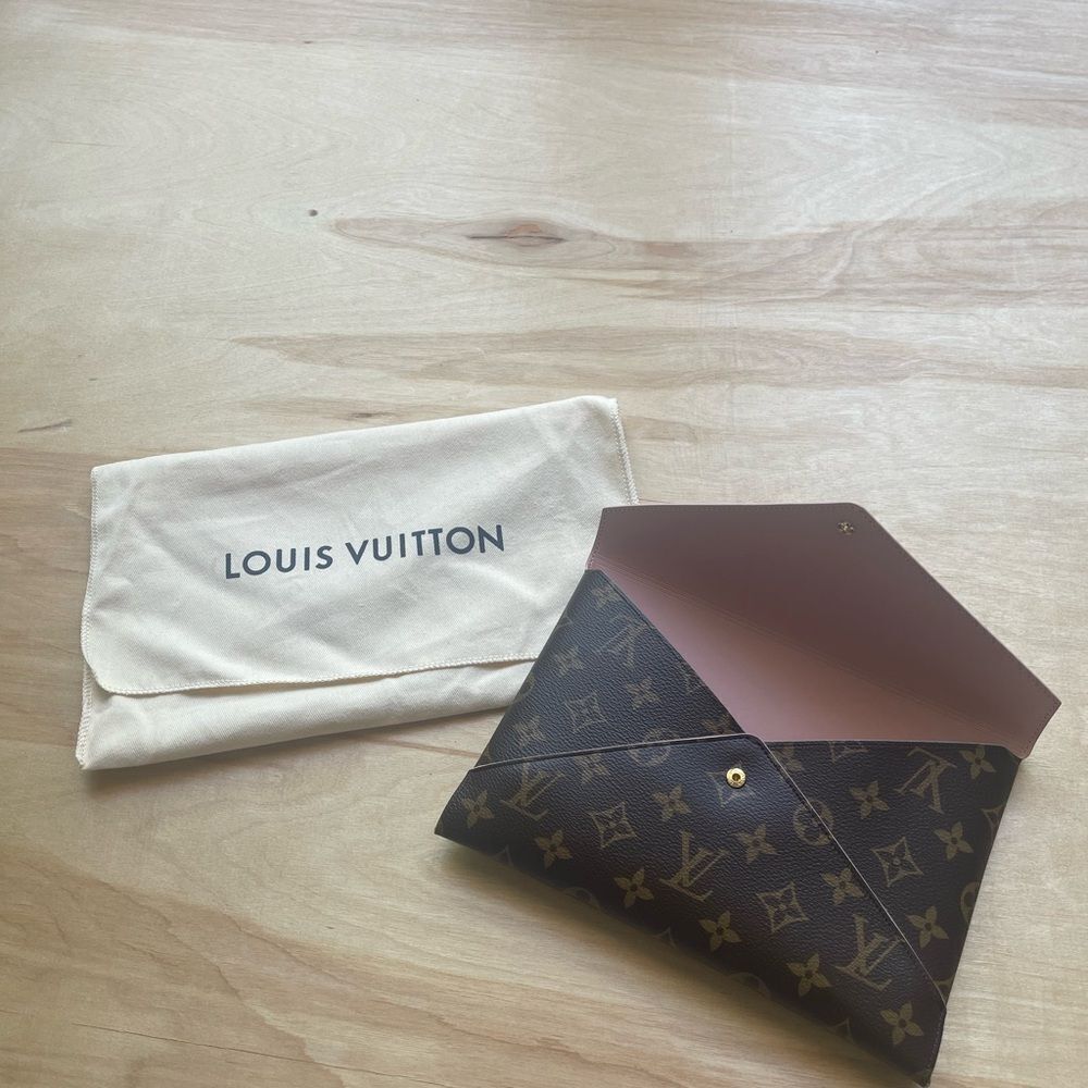 Louis Vuitton Pink and Brown Clutch - Picture 3 of 8